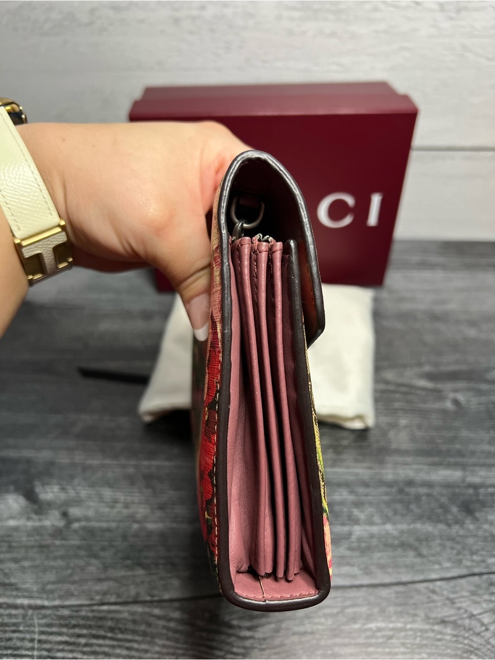 Authentic Gucci Bloom Dionysus Supreme Canvas WOC w/ box, dusty and COA - Picture 4 of 9
